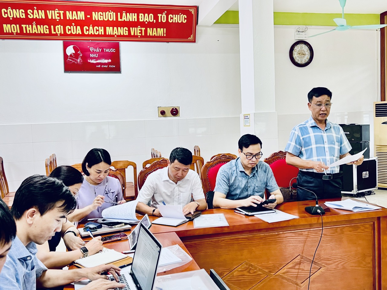 Sở y tế tỉnh Tuyên Quang thẩm định hồ sơ điều chỉnh giấy phép hoạt động do tăng quy mô giường bệnh tại Bệnh viện đa khoa khu vực Vị Xuyên